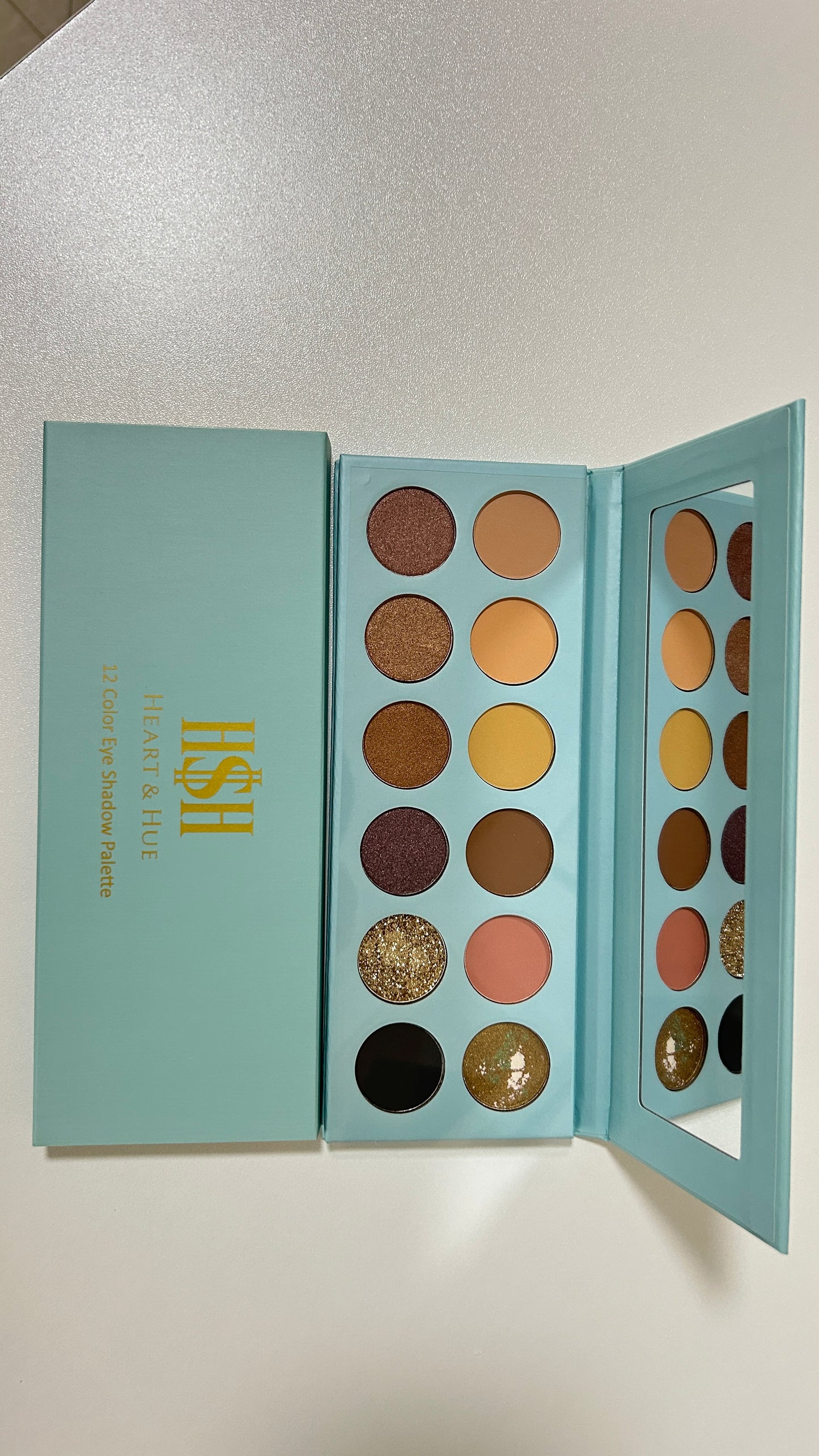 Heart & Hue Makeup 12 Color Eye Shadow Palette