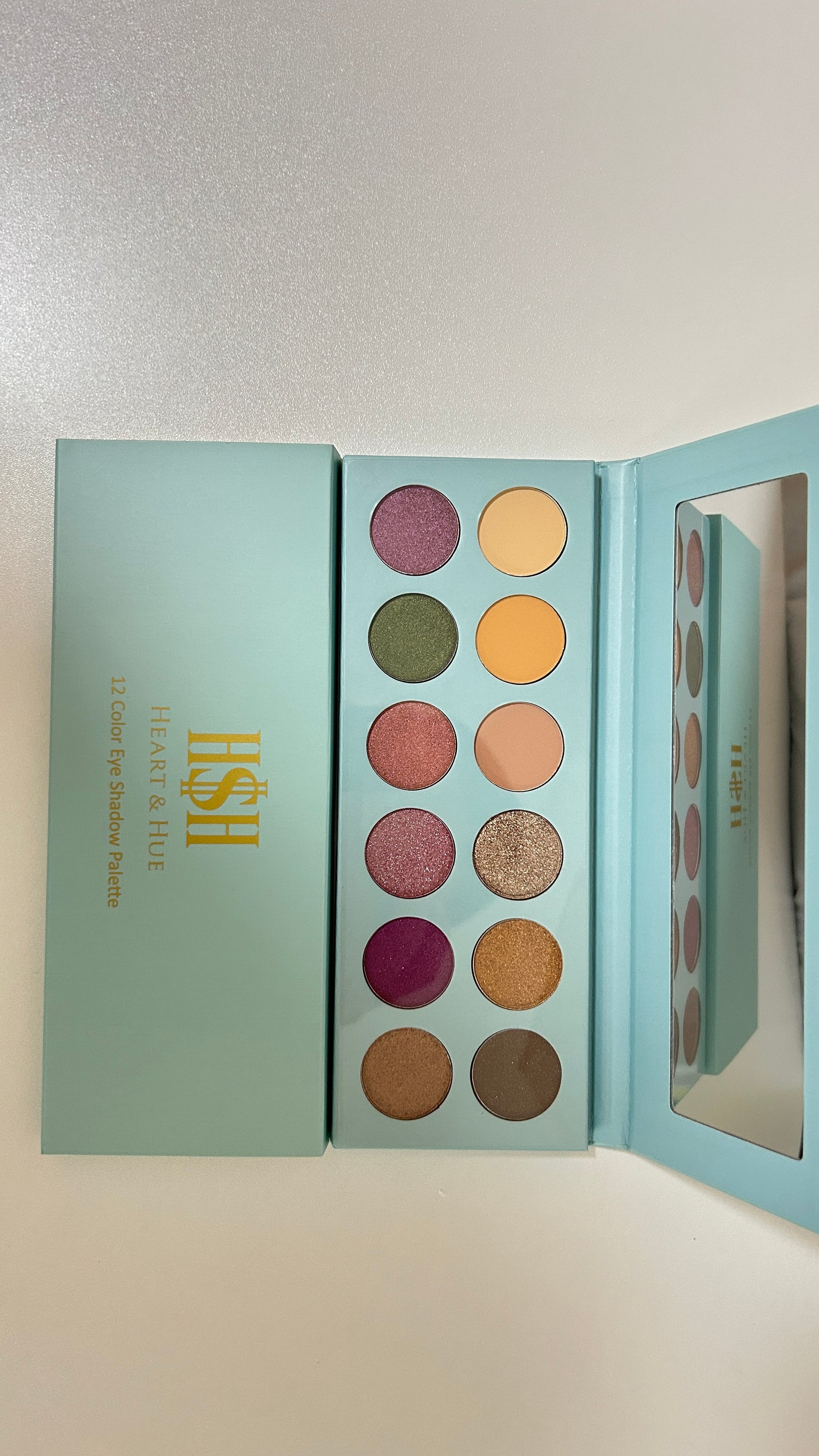 Heart & Hue Makeup 12 Color Eye Shadow Palette